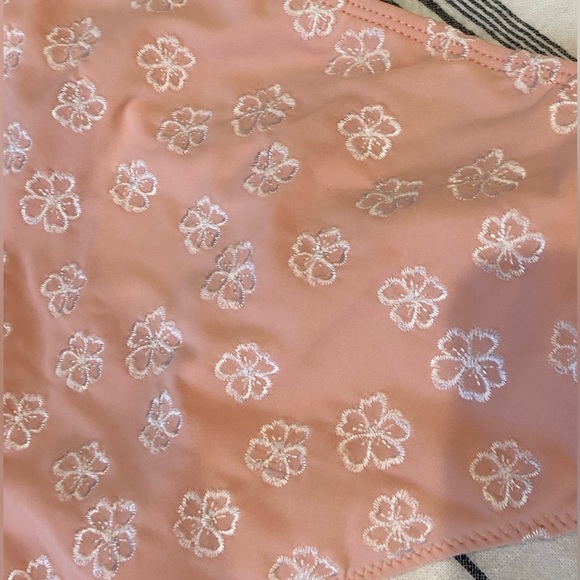 For Love & Lemons Jardine Criss Cross One Piece in doe - Picture 11 of 13